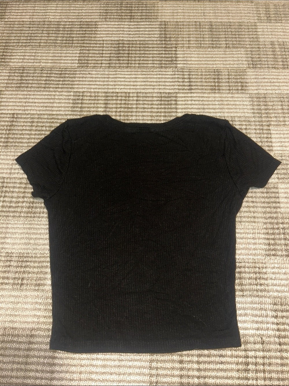 Bozzolo Black Short Sleeve Ribbed Crop Tee - Picture 3 of 3